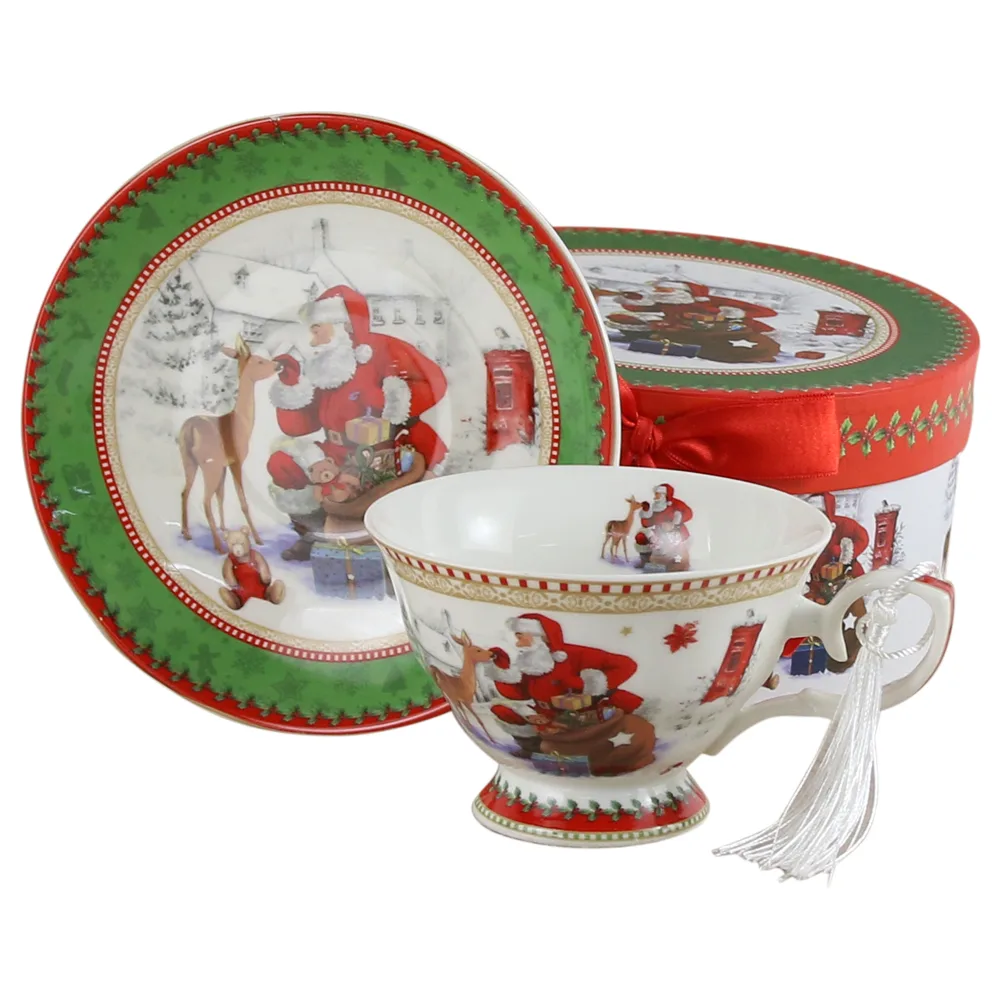 Ceasca din ceramica cu farfurie 150 ml, Mos Craciun, in cutie decorativa