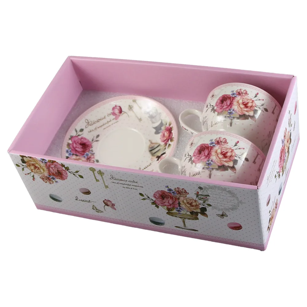Set 2 cesti din ceramica cu farfurii, "Delicious cake", 150 ml, in cutie cadou - imagine 2