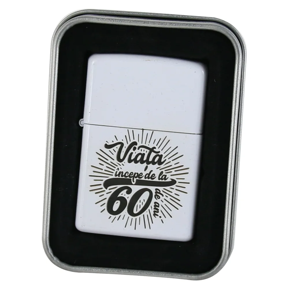 Bricheta metalica "Viata incepe de la 60 de ani", 3.5x5 CM, Alb