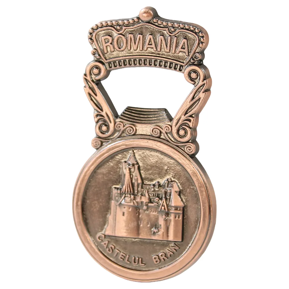Desfacator sticle din metal cu magnet "Romania" 4 x 7.5 cm Castelul Bran