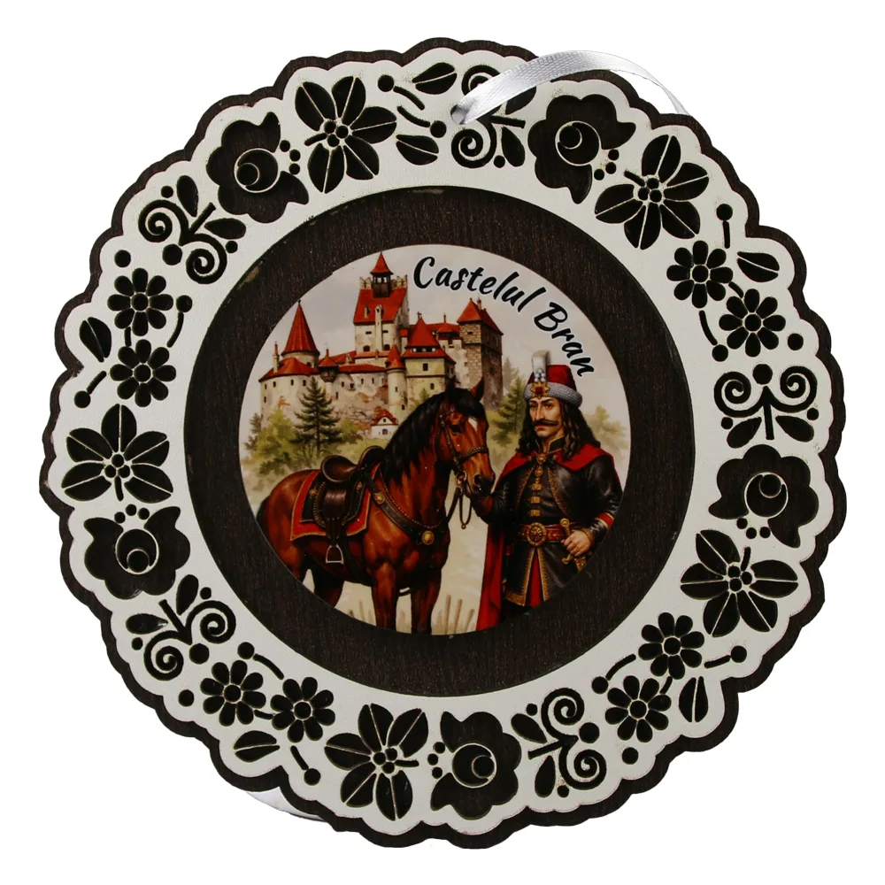 Decor de perete din lemn Castelul Bran 18.5 cm, Vlad Tepes cu cal