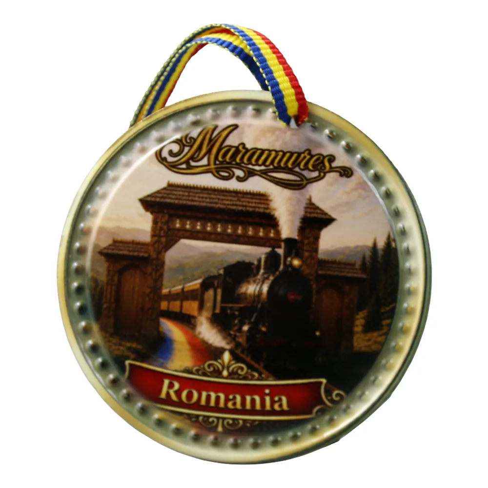 Magnet de frigider rotund din ceramica Maramures 6.5 cm, Romania
