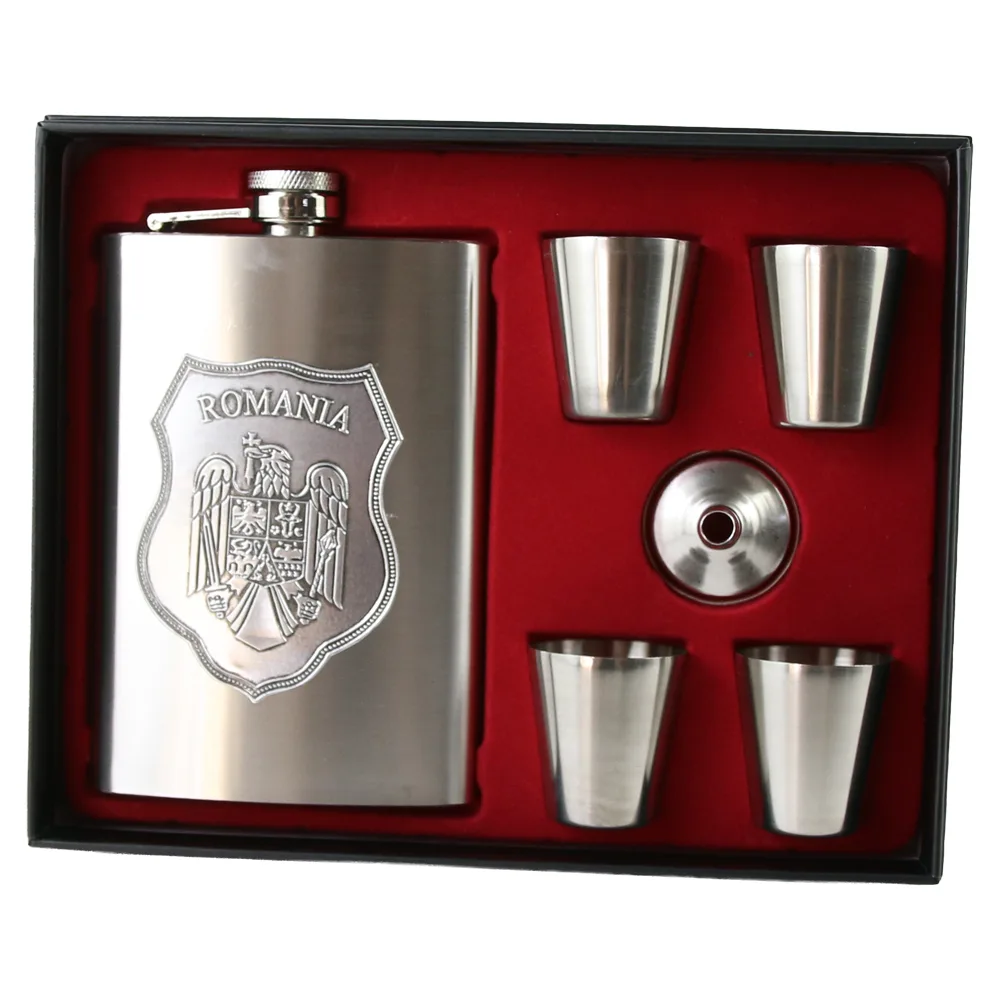 Set plosca metalica 220 ml cu 4 pahare, palnie si stema Romaniei in relief - imagine 2