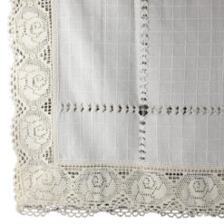 Fata de masa rustica din bumbac 140 x 180 cm, cu dantela trandafir