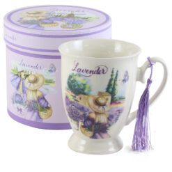 Cana ceramica 300 ml, cu franjuri, in cutie decorativa, Fata cu lavanda