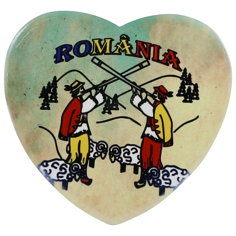 Magnet din ceramica "Romania" 8 CM, Ciobani, inimioara