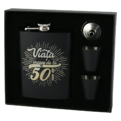 Set cadou "Viata incepe de la 50 de ani" Plosca cu palnie si 2 pahare