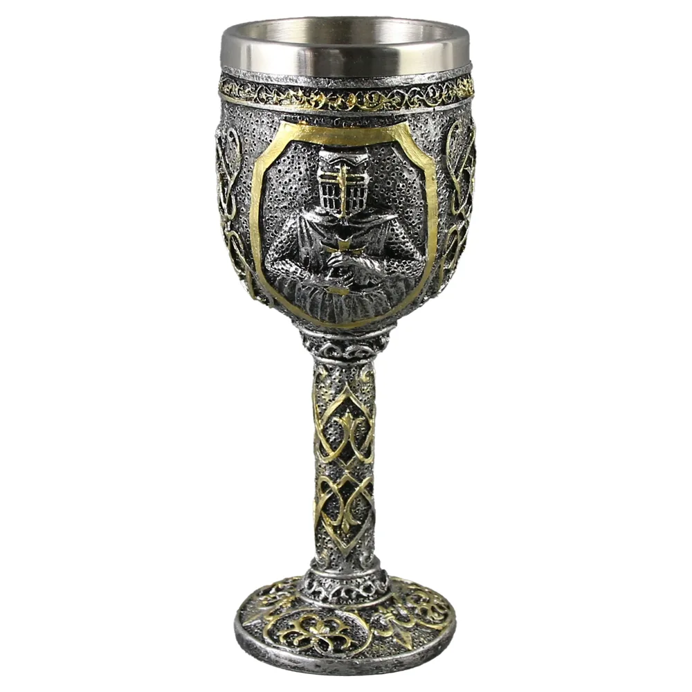 Pocal din metal si rasina Cavaler 8x19 CM