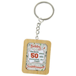 Breloc din bambus "Boldog 50. Szuletesnapot!" 4x5 CM