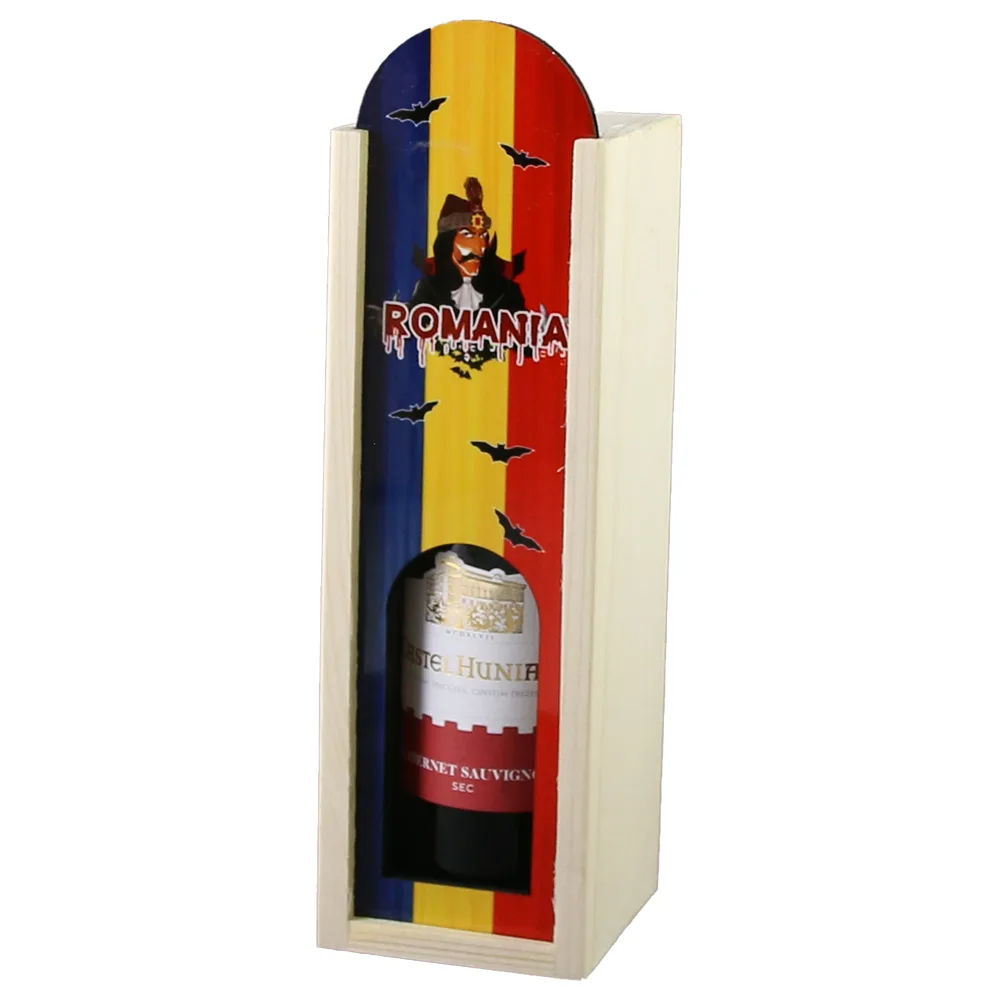 Cutie din lemn "Romania" cu sticla de vin 187 ml, Vlad Tepes
