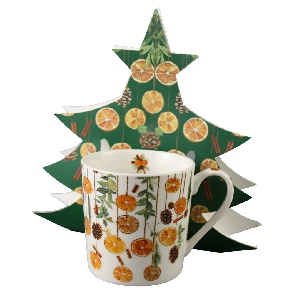 Cana de Craciun din portelan 360 ml Winter Fruits, in ambalaj decorativ
